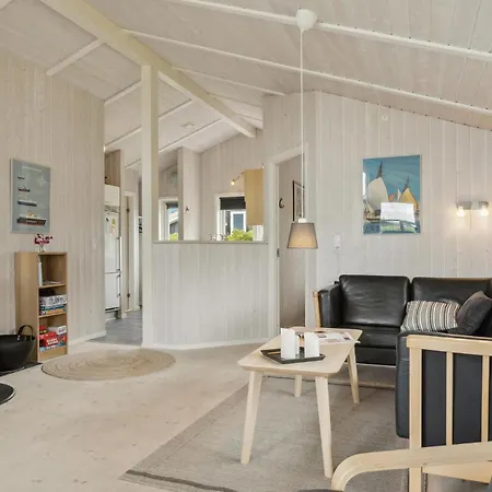 Feriehus Three-bedroom In Rudkobing Spodsbjerg